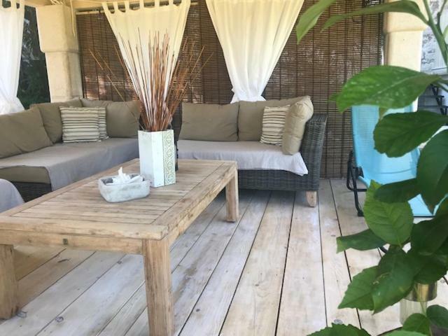 Stone House Chiara Seaview Apartment Funtana Ngoại thất bức ảnh